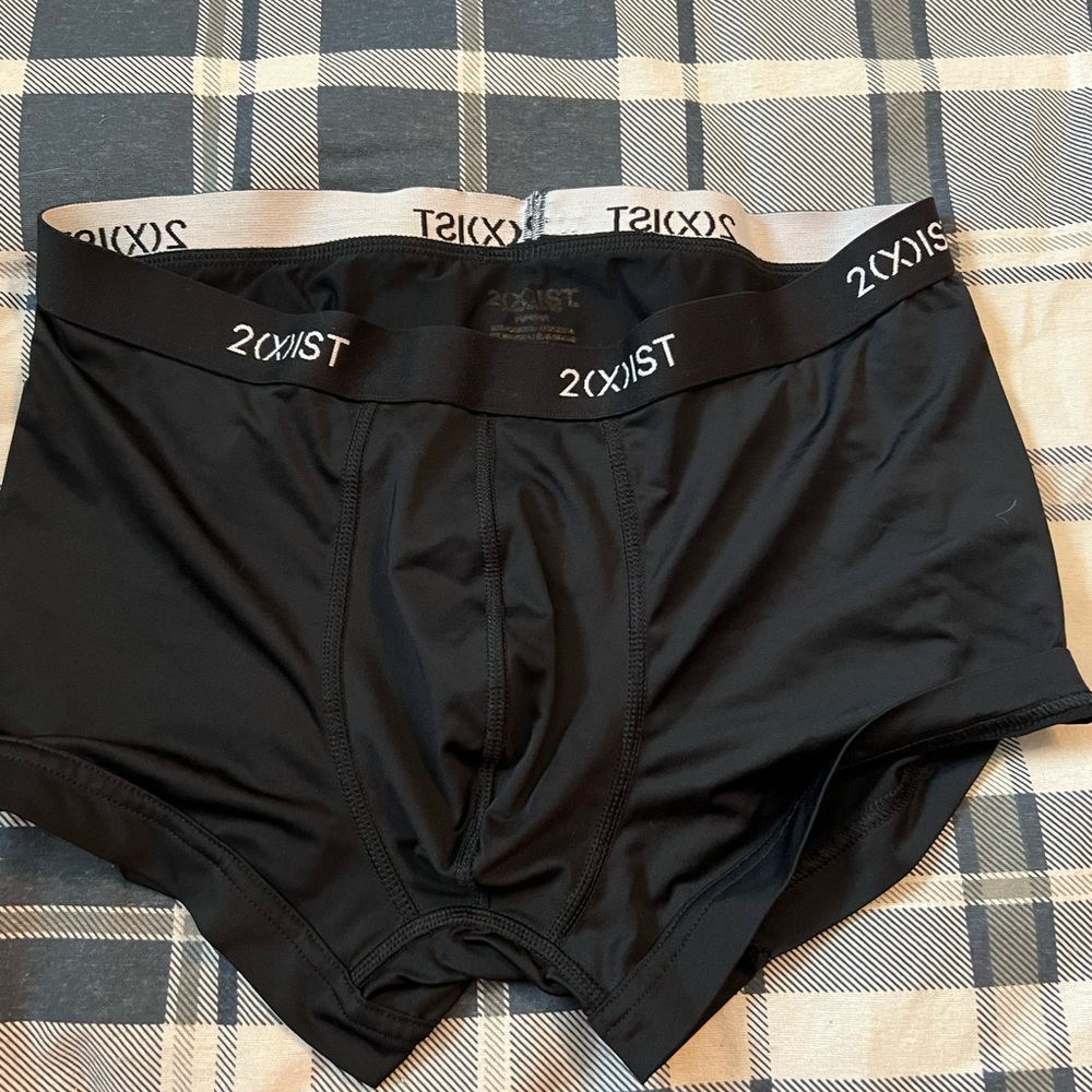 2xist Trunk